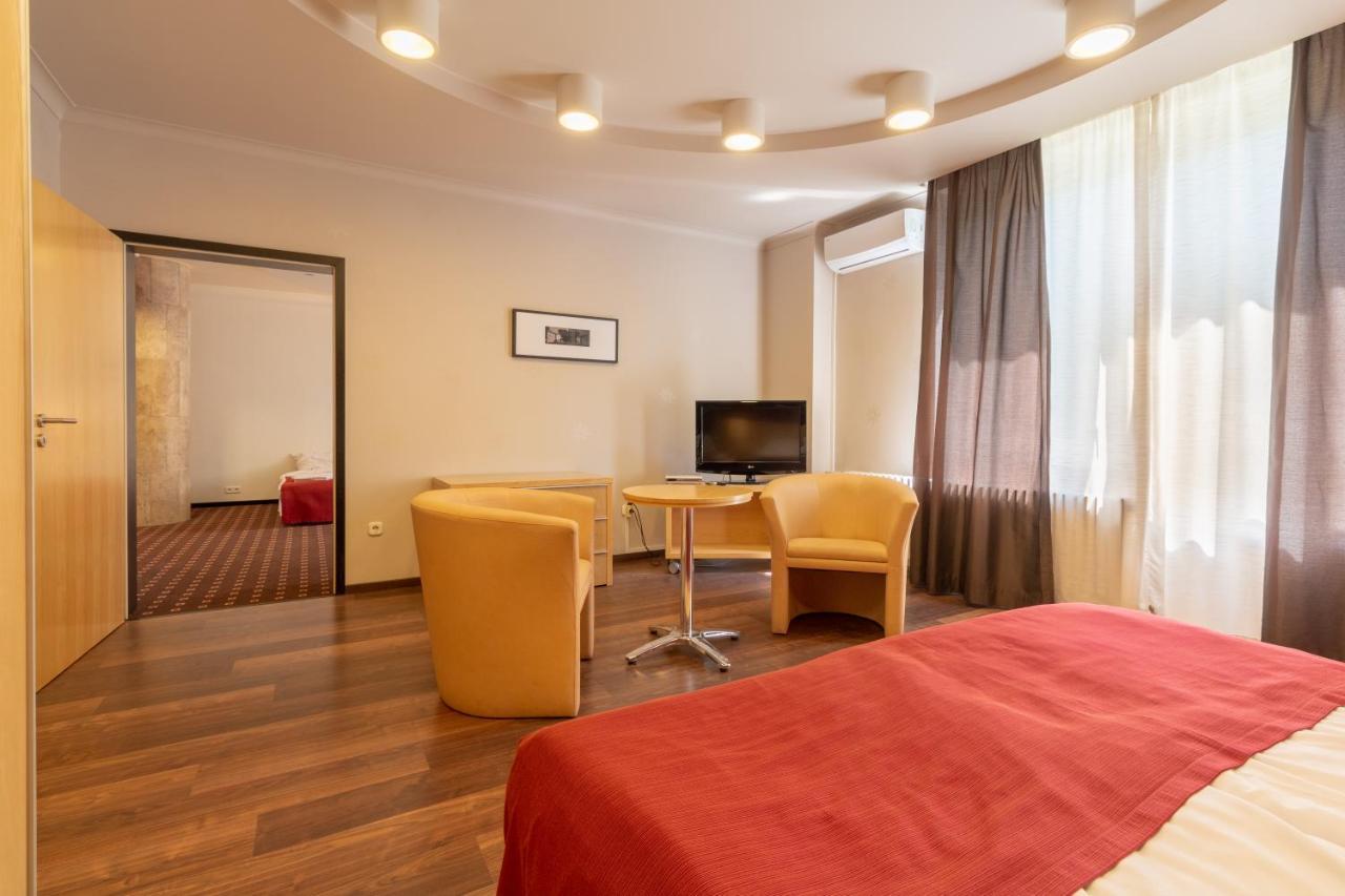 Laterum Hotel